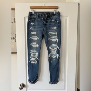 American Eagle - Distressed Straight Leg Jeans - Size 2 Regular